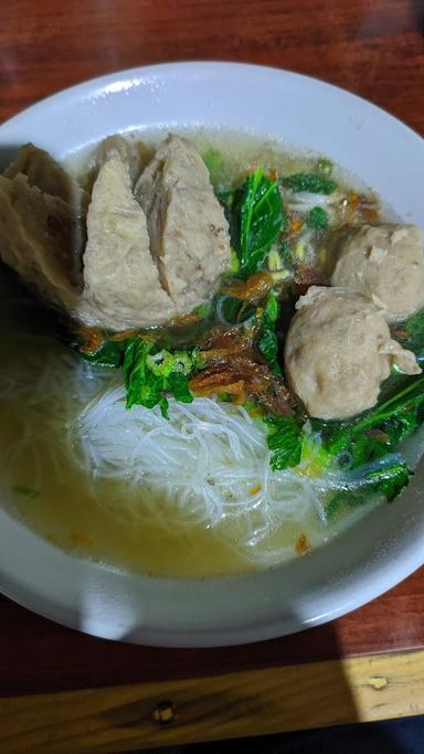 MIE AYAM BAKSO 'GAJAH MUNGKUR' WONOGIRI (MAS TARJO)