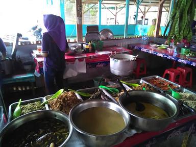 SAYUR ASEM MPOK ELLA