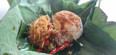 SEGO BERKAT TOMBO KANGEN&PECEL WONOGIRI