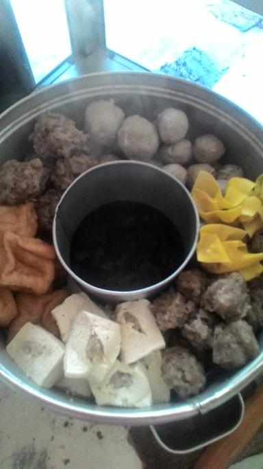 BAKSO LUMAYAN PAK BREWOK