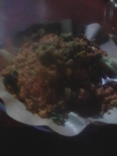 NASI GORENG PEDAS SIDO MAMPIR