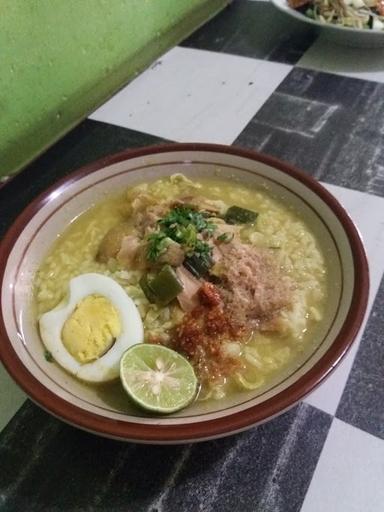 SOTO AYAM KAMPUNG CAK ARI