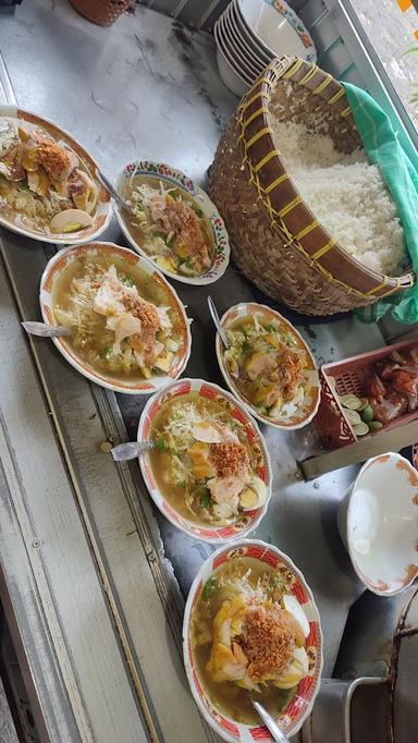 SOTO AYAM KAMPUNG MBAK YATI