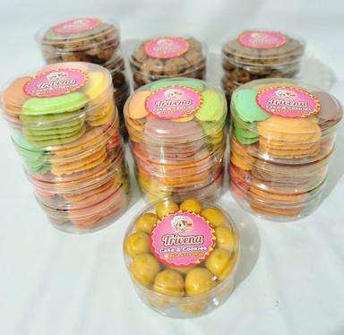 TRIVENA CAKES & COOKIES