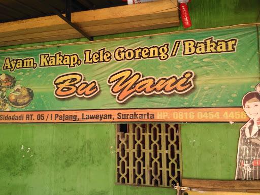 AYAM GORENG/ BAKAR BU YANI
