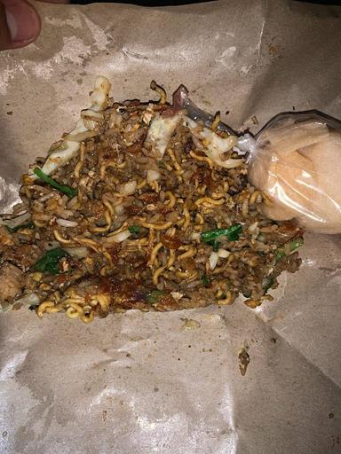 BAKMI & NASI GORENG SUROBOYO PAK AMIN