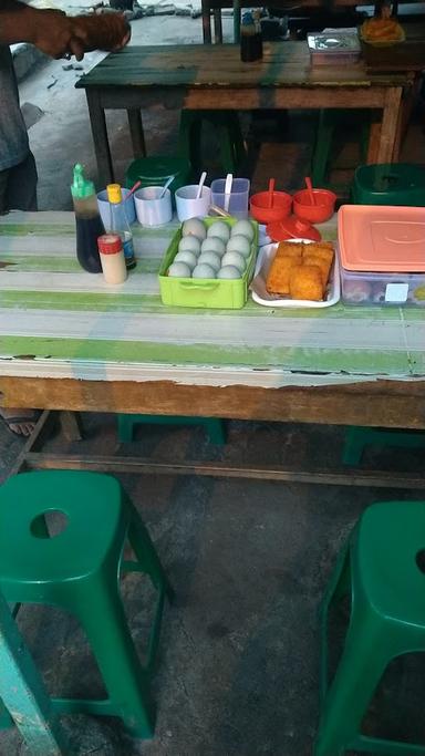 BUBUR AYAM BUNG DAN