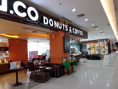 J.CO DONUTS SOLO SQUARE