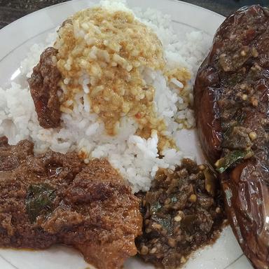 MASAKAN PADANG GANTINYO