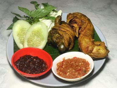 PHOSA ANEKA MASAKAN AYAM