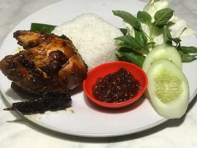 PHOSA ANEKA MASAKAN AYAM