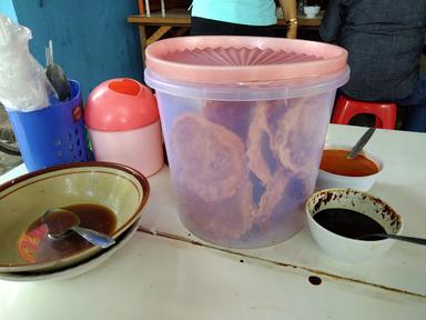 SOP AYAM KAMPUNG PAK KOMO