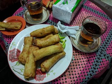 WARUNG SEBLAK & PEMPEK OMAY