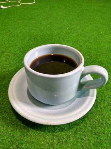 WARUNG KOPI GUBUGSILIR