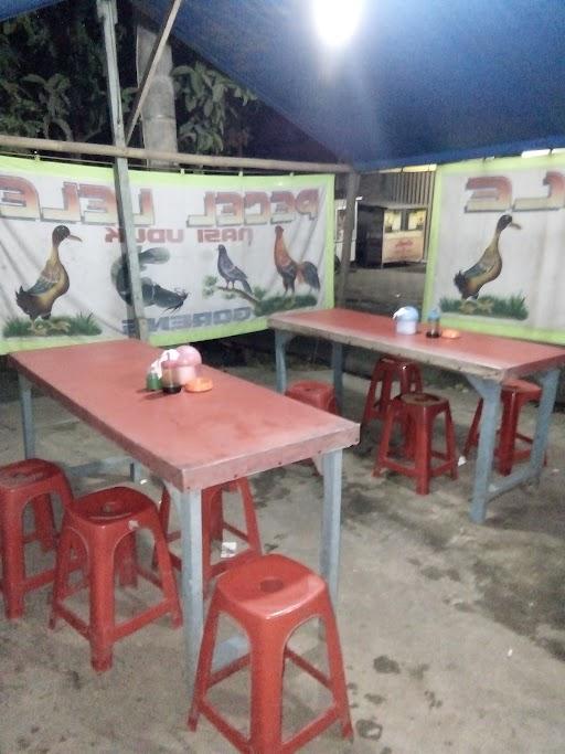 PECEL LELE CERIA