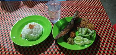 PECEL LELE NGLARAS ROSO