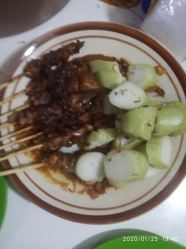 WARUNG SATE MADURA CAH HERMAN