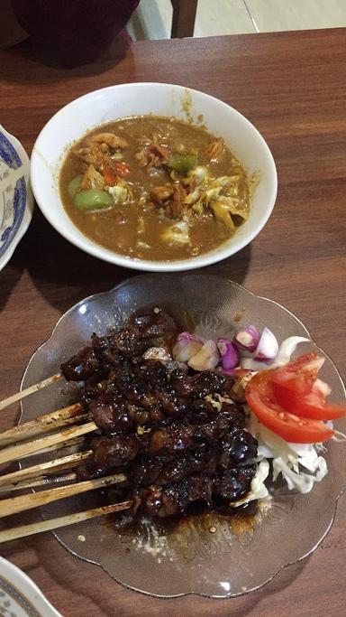 WARUNG SATE SOLO KANG ASMUNI