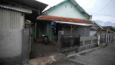 WARUNG SEBLAK ANEKA JAJANAN.TEH UCU