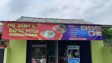 BAKSO KOTAK HJ.IKAH