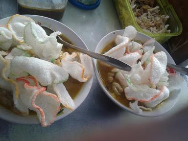 BUBUR AYAM DAN SOP MANG KAHFI