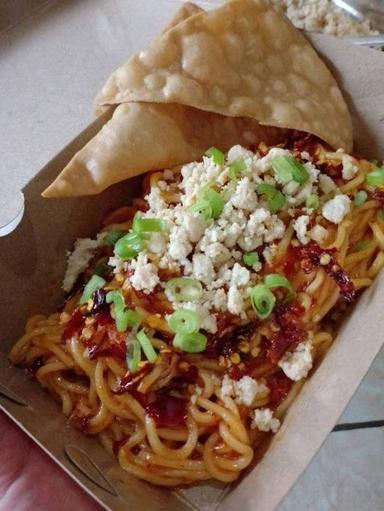 MIE JEBEW DAPUR MALULU