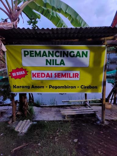 KEDAI SEMILIR