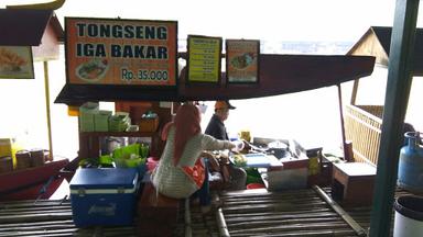 TONGSENG IGA BAKAR FLOATING MARKET LEMBANG