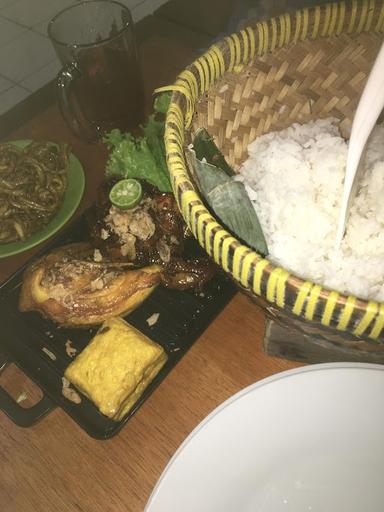 AYAM BAKAR MADU PA BABAN