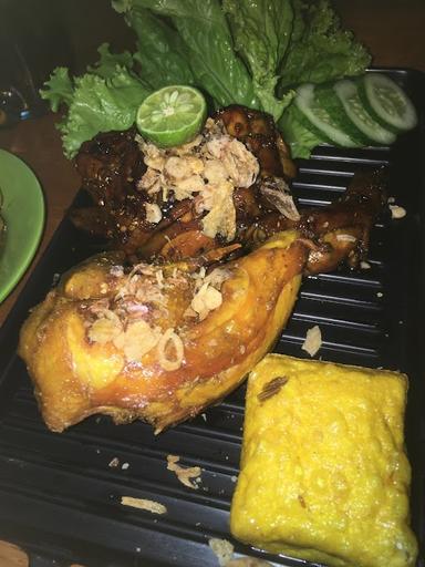 AYAM BAKAR MADU PA BABAN