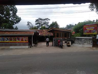 AYAM KAMPUNG ABAH KOMAR*LEMBANG