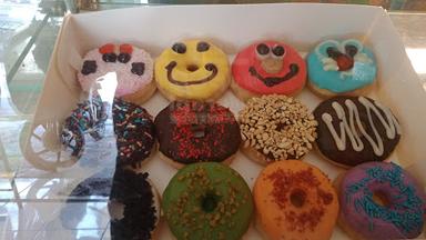 DONAT MADU LEMBANG