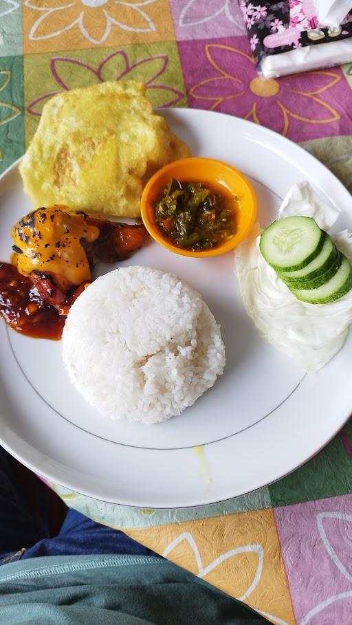 AYAM BAKAR OGOUT