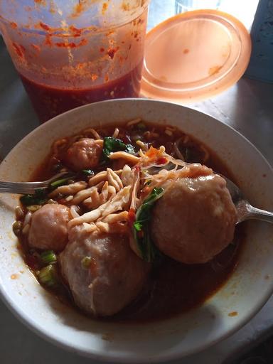 MIE AYAM & MIE BAKSO MANG MAMIN