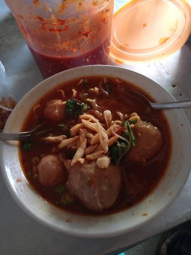 MIE AYAM & MIE BAKSO MANG MAMIN