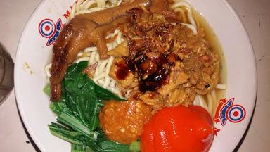 MIE AYAM CEKER MBAK NUR