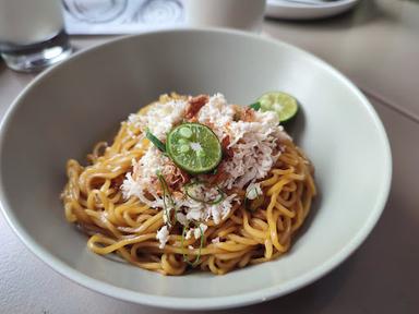 THIRD SPACE | COFFEE DIMSUM NOODLE