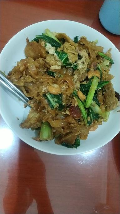 KWETIAW GORENG ISTIMEWA NY. BOEN