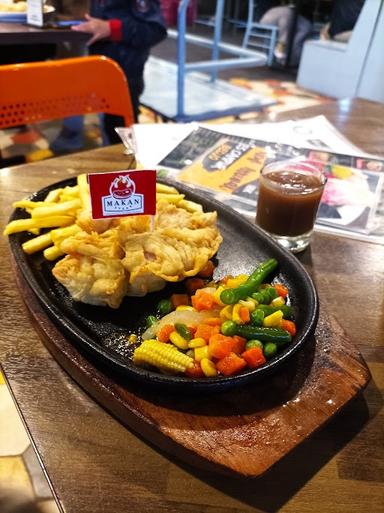 MAKAN STEAK