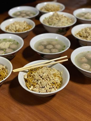 MIE BASO AKUNG