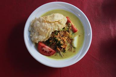 SOTO TANGKAR & AYAM GORENG KAMUNING