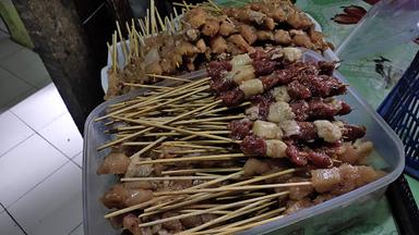 WARUNG SATE MANG APONG