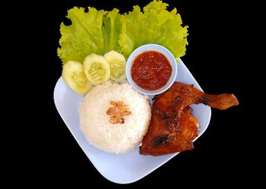 AYAM BAKAR CEMARA WARUNG SALSA