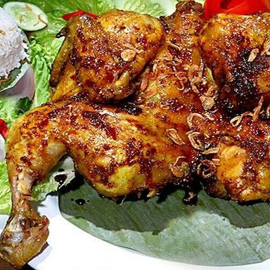 AYAM BAKAR PIKA