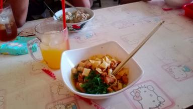 MIE AYAM & BAKSO JOKER