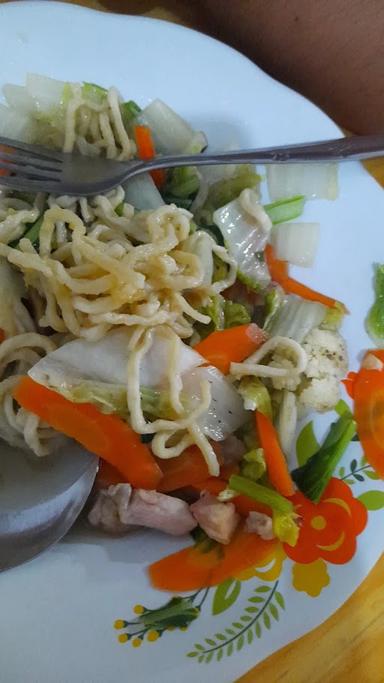 PONDOK MIE DMAZ, KUBAH EMAS