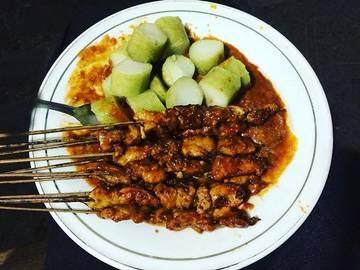 RM. SATE SOLO PAK BUDI