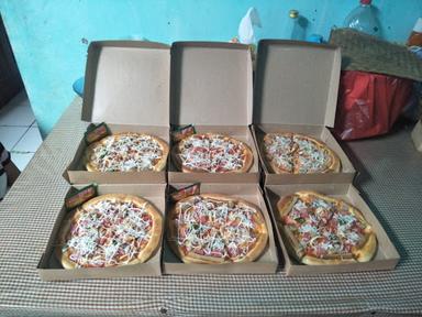 SOMUNCU PIZZA AND STEAK AYAM