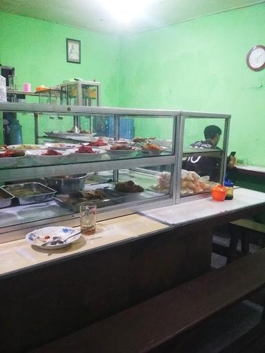 WARUNG NASI TEGAL MBAK NUR