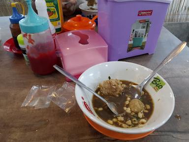 BAKSO & MIE AYAM MAS WAHYU